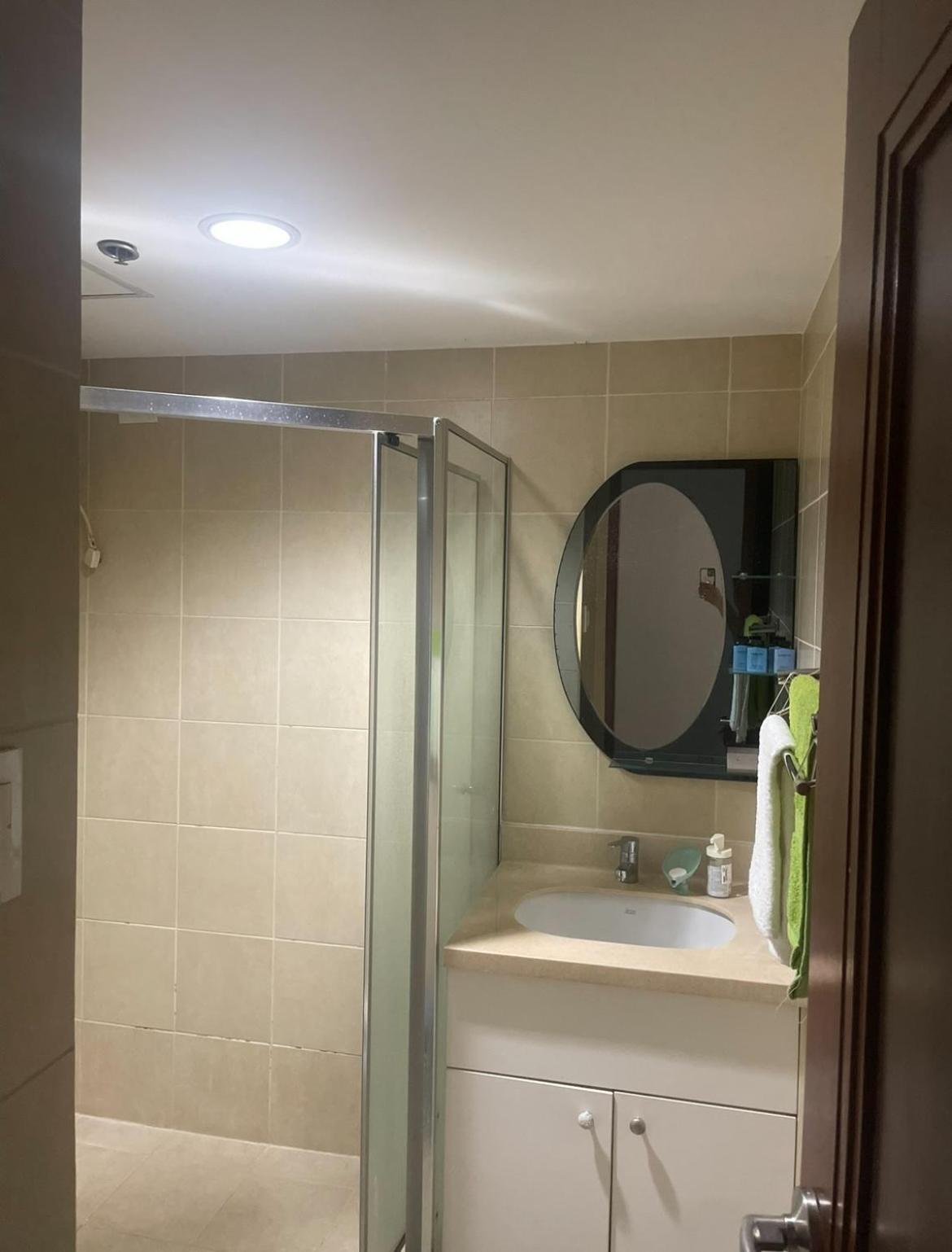 Mosaic Tower By Luxureich Aparthotel Makati City
