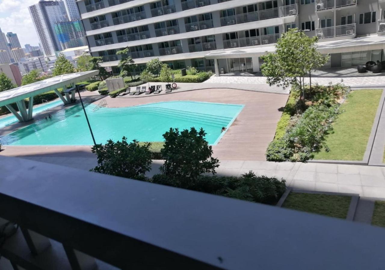 Luxury Escape At Fame Residences Manila