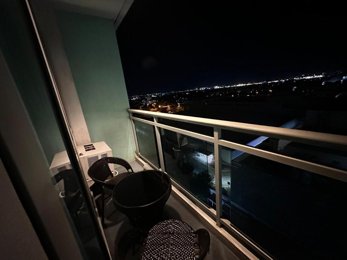 1br Condotel In Azure Urban Near Naia #tro1 Aparthotel *