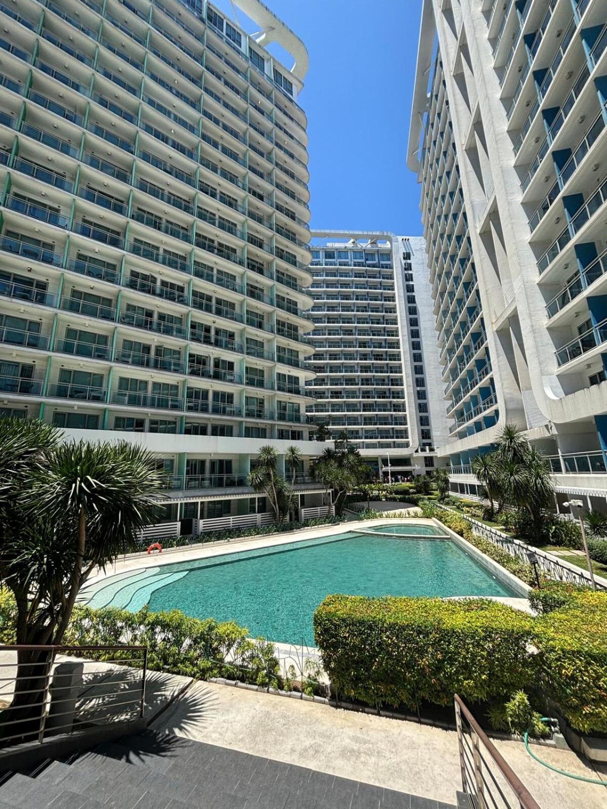 1br Condotel In Azure Urban Near Naia #tro1 * Paranaque City