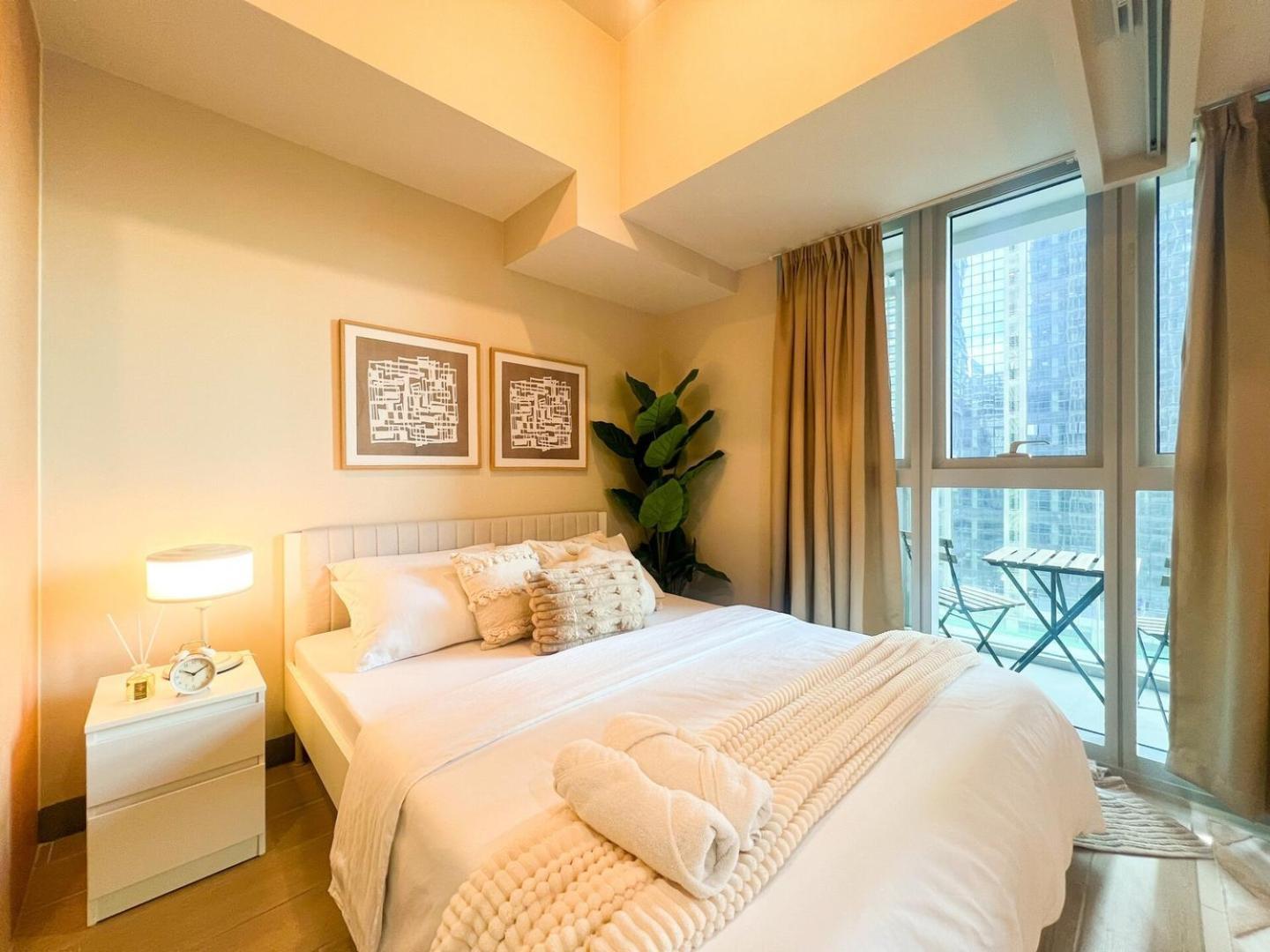 Prime 1br In The Heart Of Bgc #upt12j Manila