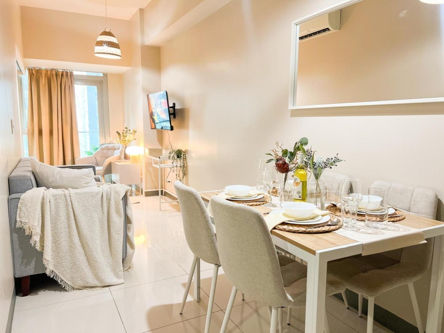 Prime 1br In The Heart Of Bgc #upt12j * Manila