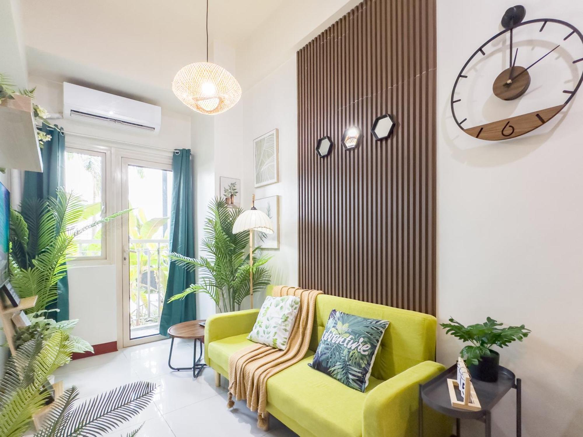 Gemstonebr In Smdc Coast Residences Apartment *