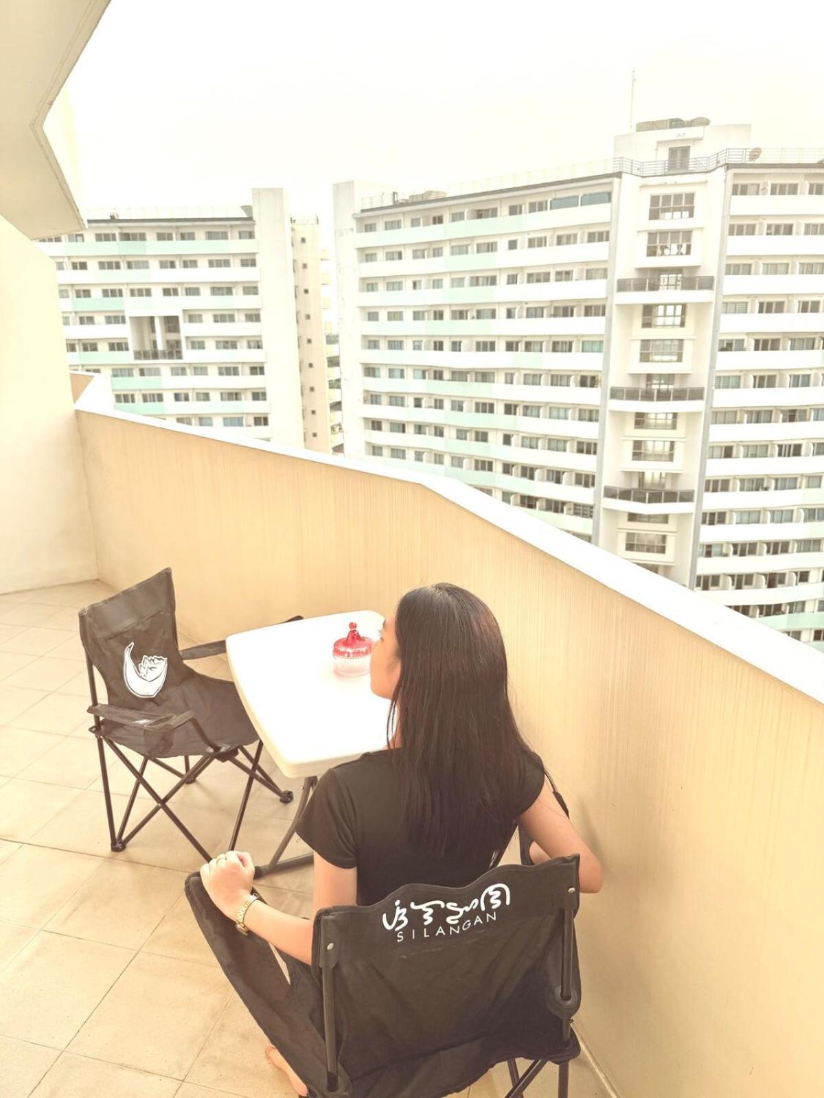 1bedroom, Near Ever Commonwealth, Free Amenities Apartment Manila