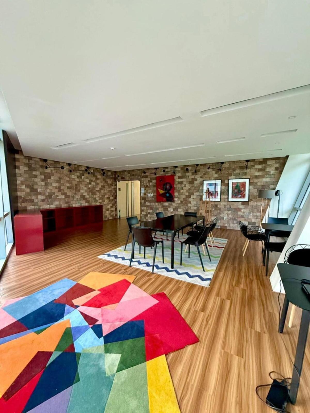 Apartment 1bedroom, Near Ever Commonwealth, Free Amenities Roxas East Manila