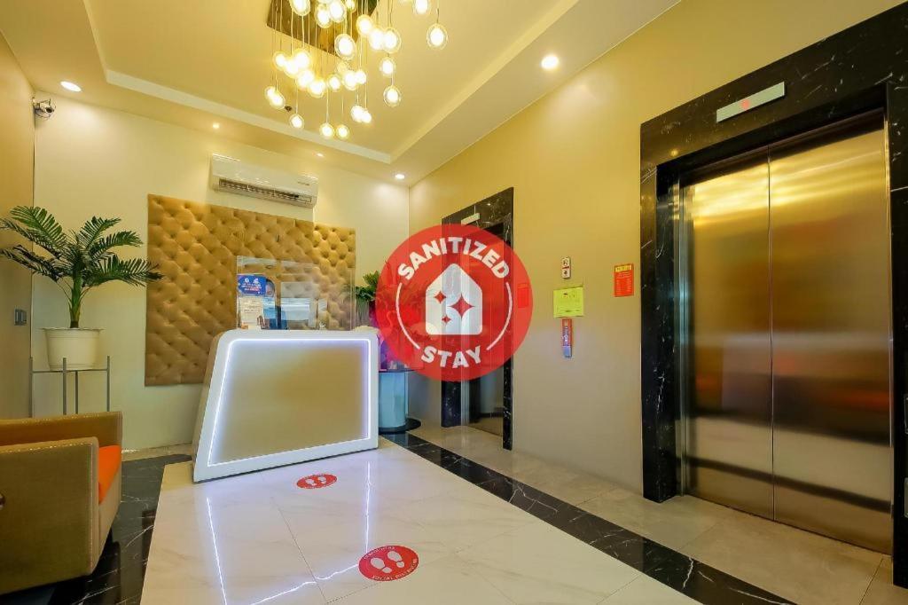 Capital O 804 The Residences At Bonifacio Civic Center Taguig