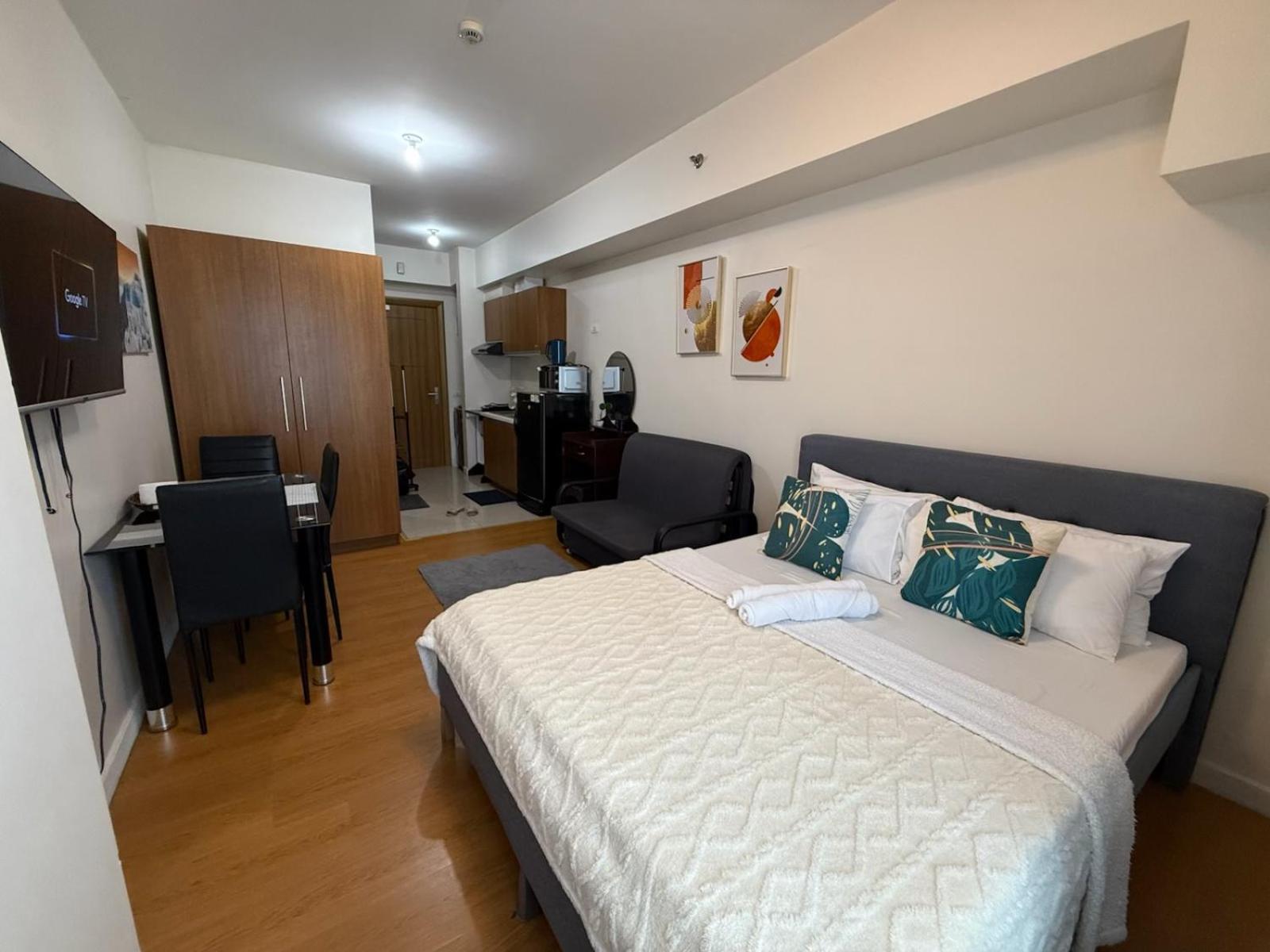 Cozy Place In 8 Adriatico Ermita Near Us Embassy, Slmec Aparthotel *