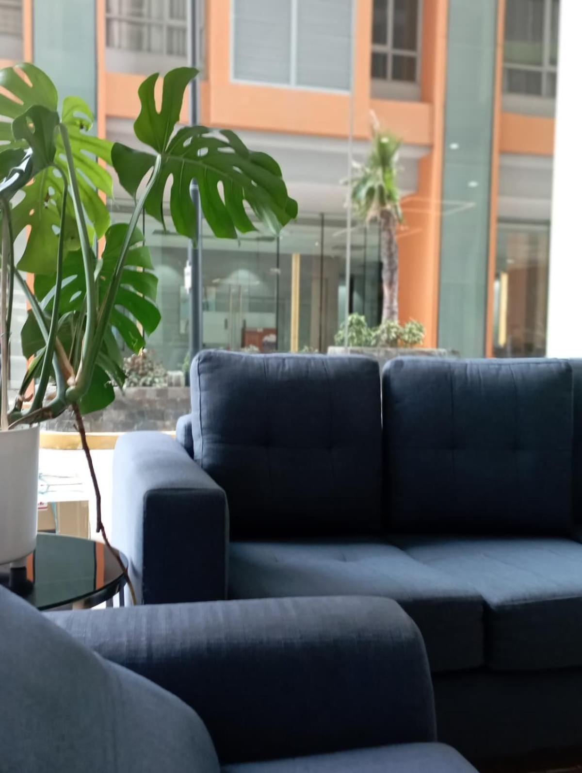 Cozy Near Bgc And Ortigas With Free Gym & Pool *