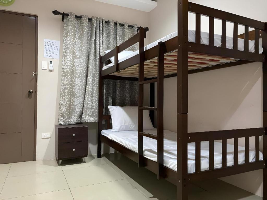 Oyo 766 Ichehan Hotel 2*
