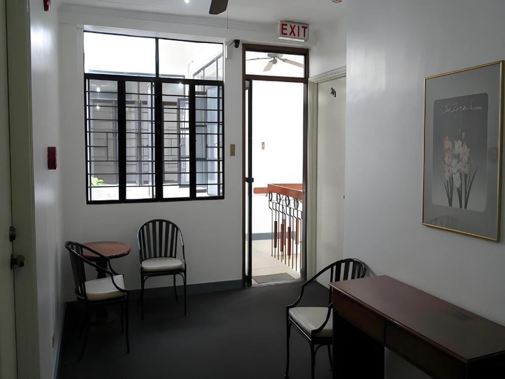Adriatico Arms Hotel 2*