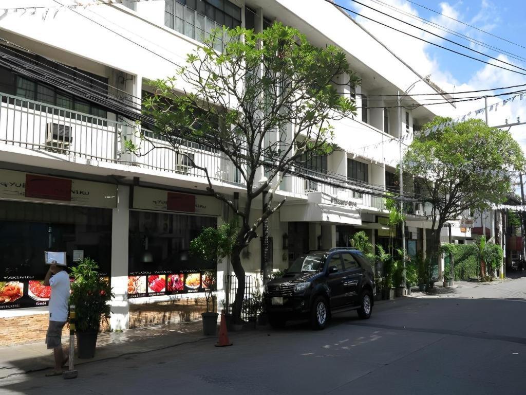 Adriatico Arms 2*