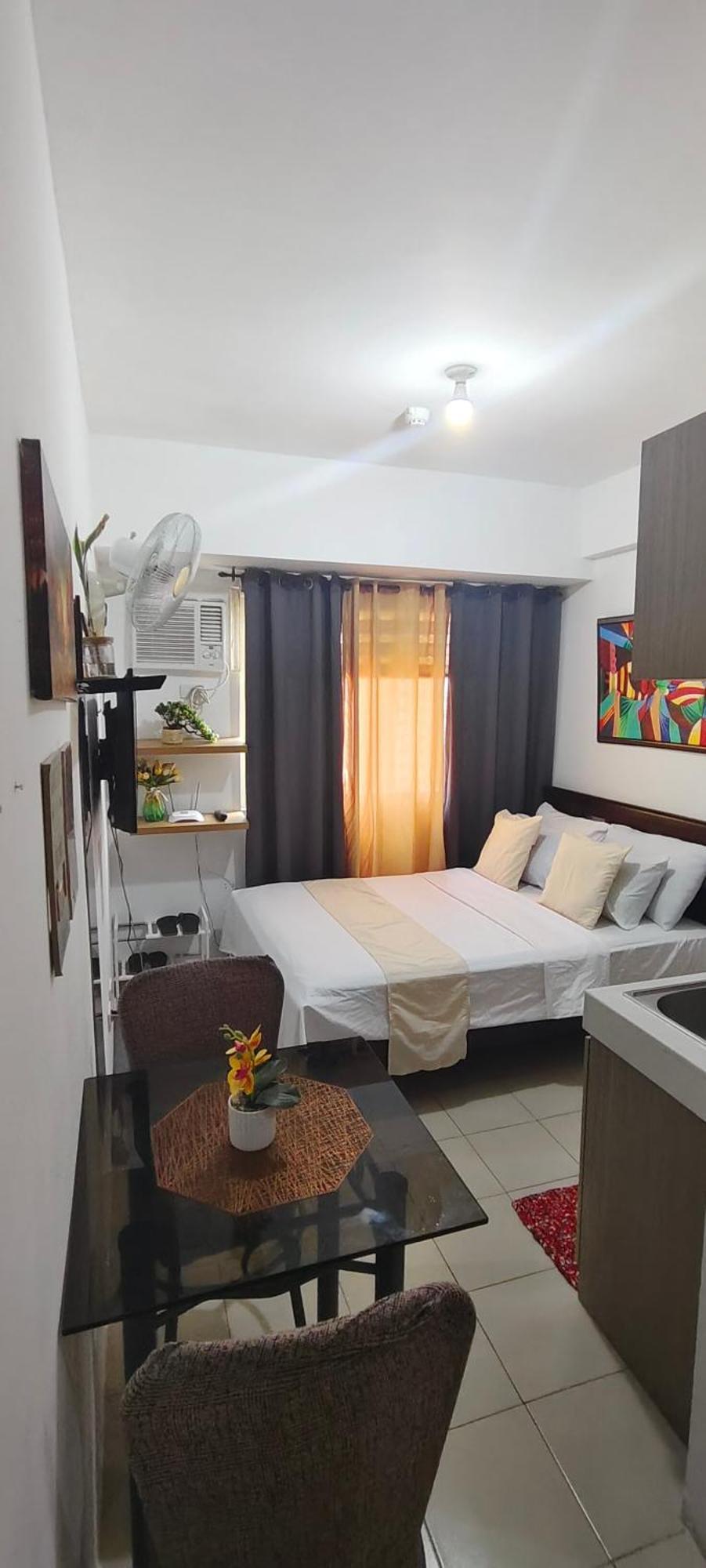 Jjmc Place Highway Hills Deca Edsa Apartment Manila