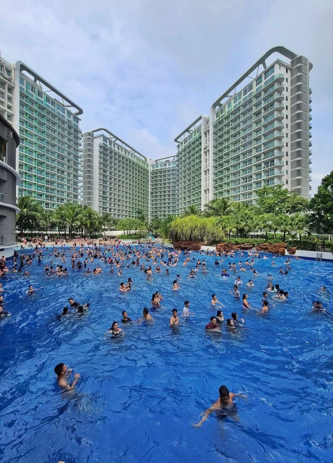 Escape Haven Azure - Rio East