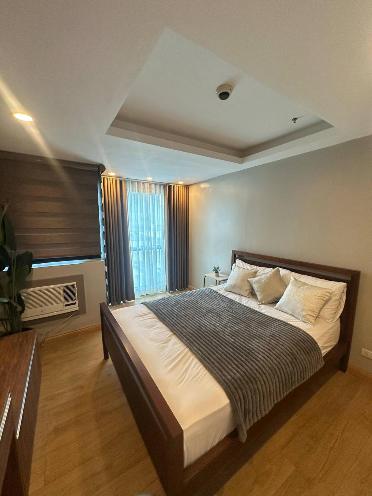 Hotel Bsa Twin Tower - Exquisite Private 2br
