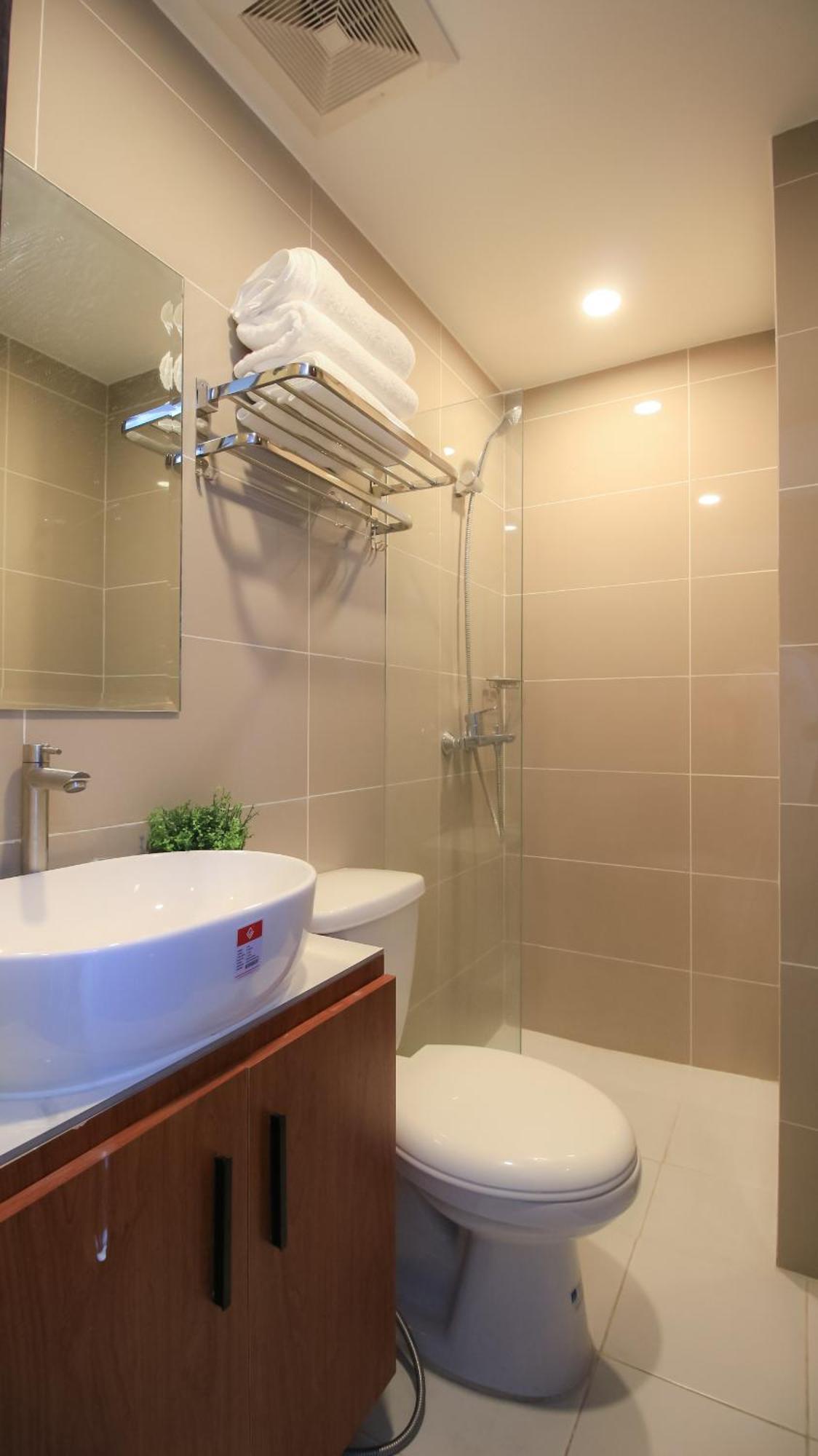 Apartment Cylos Place Manhattan Cubao 2br Unit *