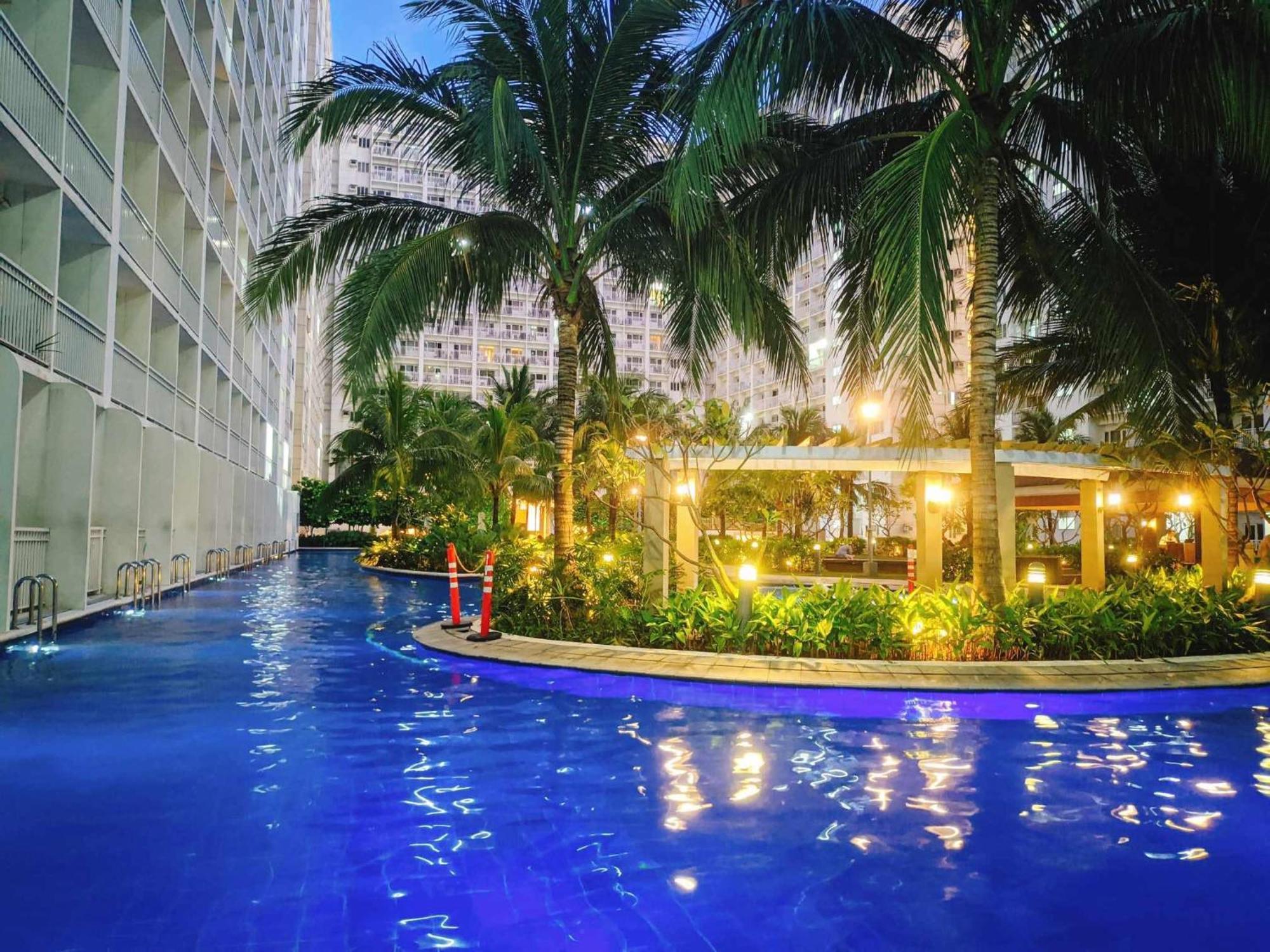 Azul Paradise * Manila