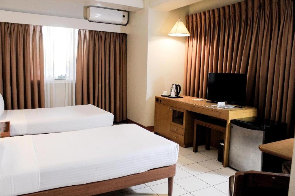 Palm Hotel 3*