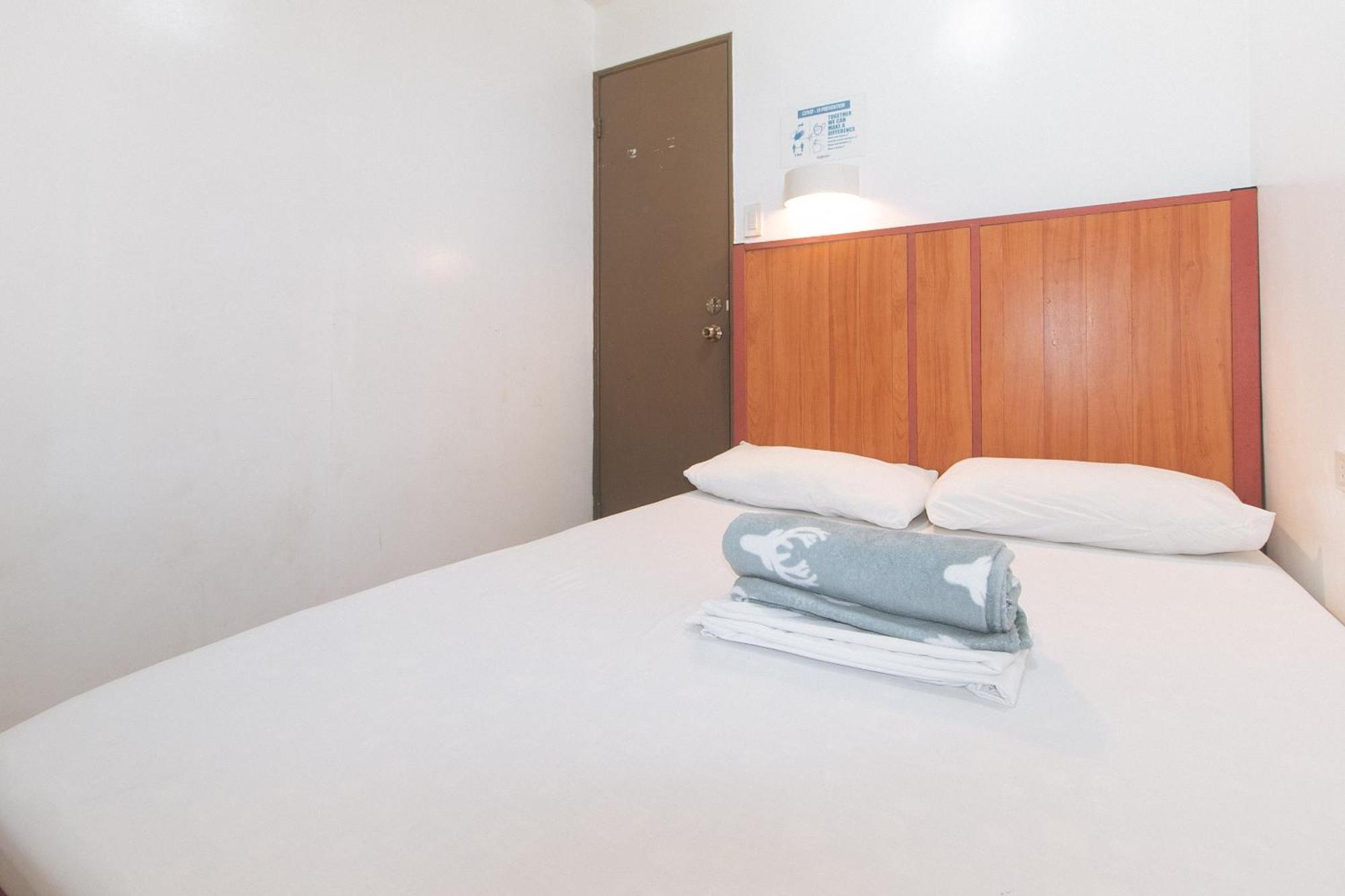 Malate By Reddoorz * Manila