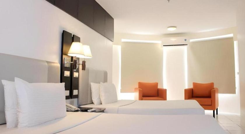Hostel Majestic - Formerly Octagon Mansion Manila
