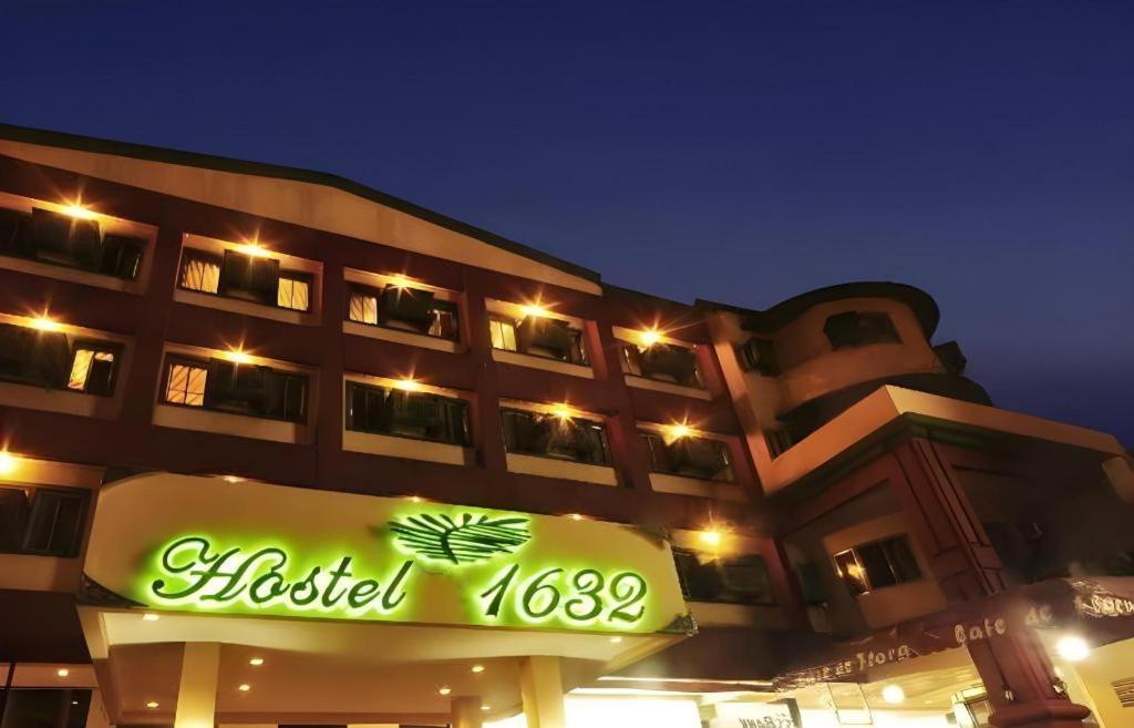 Hostel Majestic - Formerly Octagon Mansion