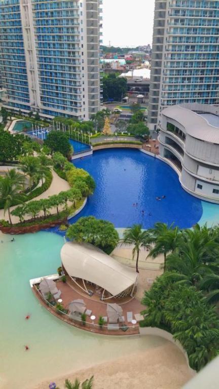 Azure Bahamas By Pahuway Espasyo *