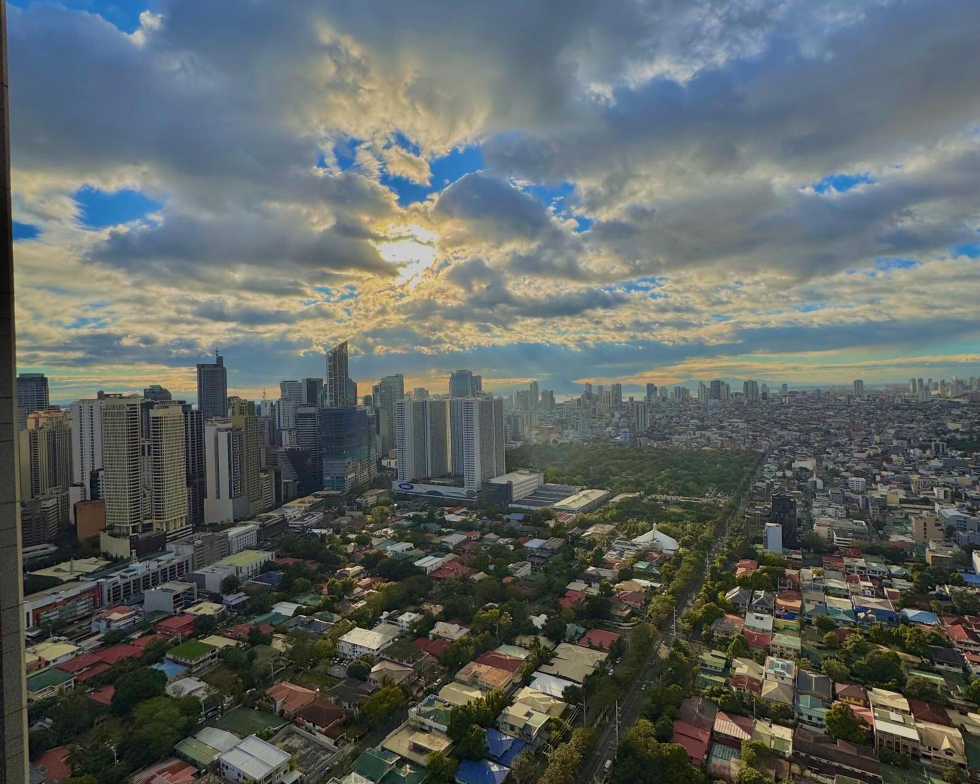 Aparthotel Gramercy Residences Cozy 1br With 600mbps & Free Amenities View Manila