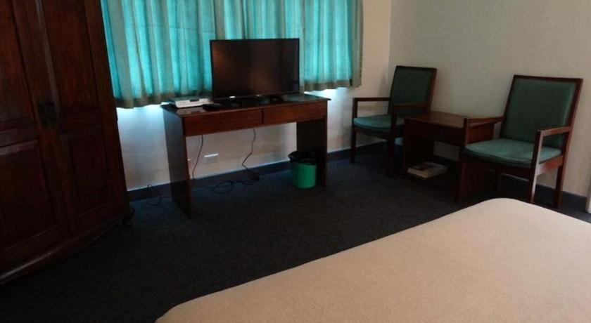 Hotel Adriatico Arms