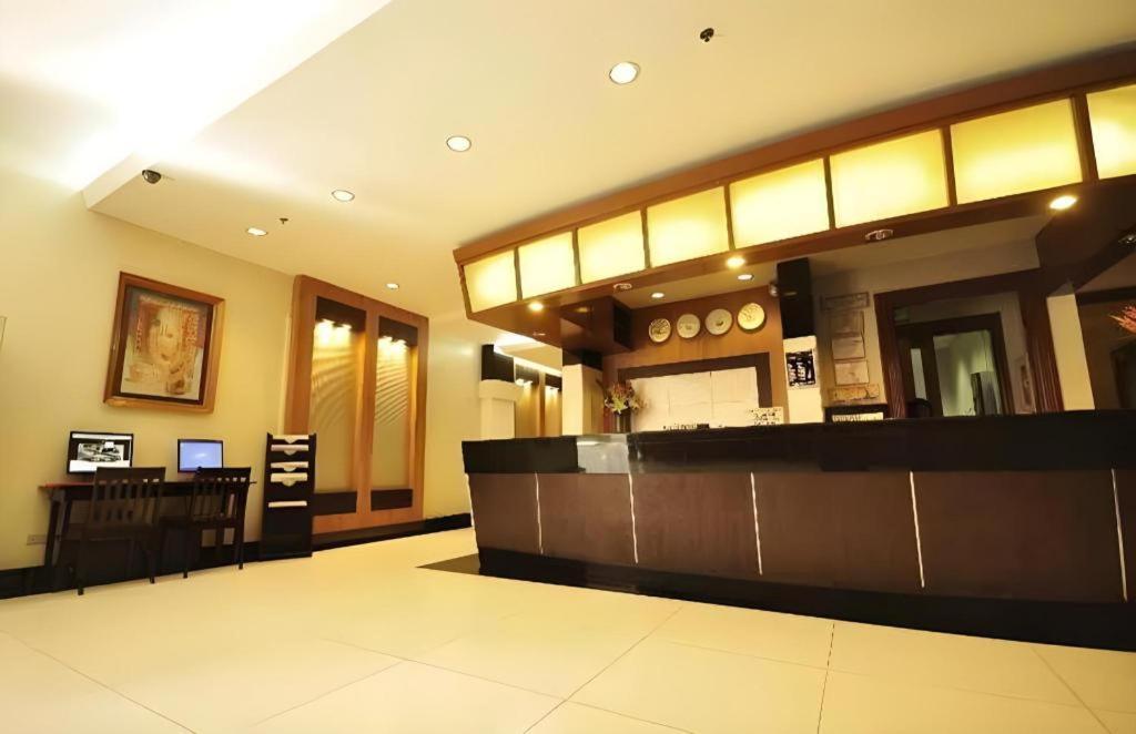 Hostel Majestic - Formerly Octagon Mansion *