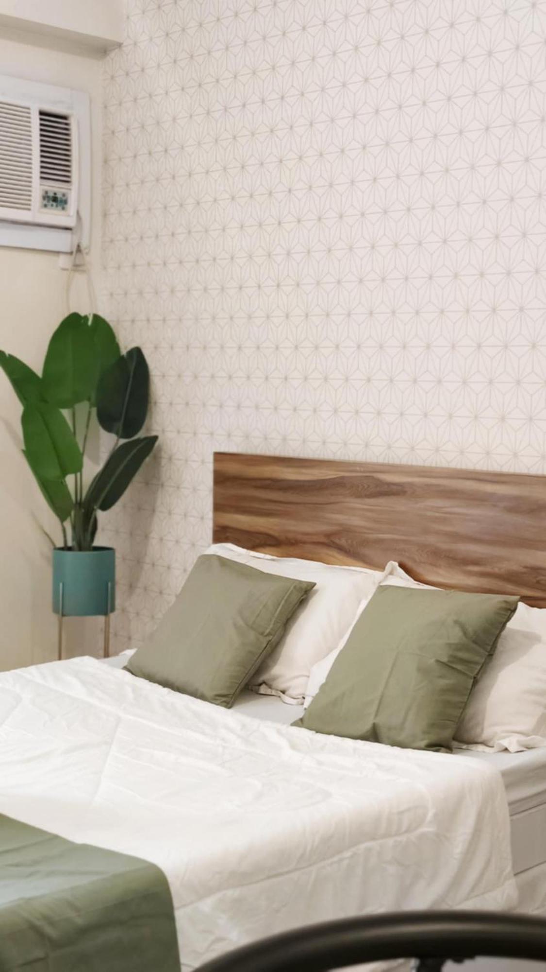 Deluxe One Bedroom By Christine Infront Of Trinoma Mall *