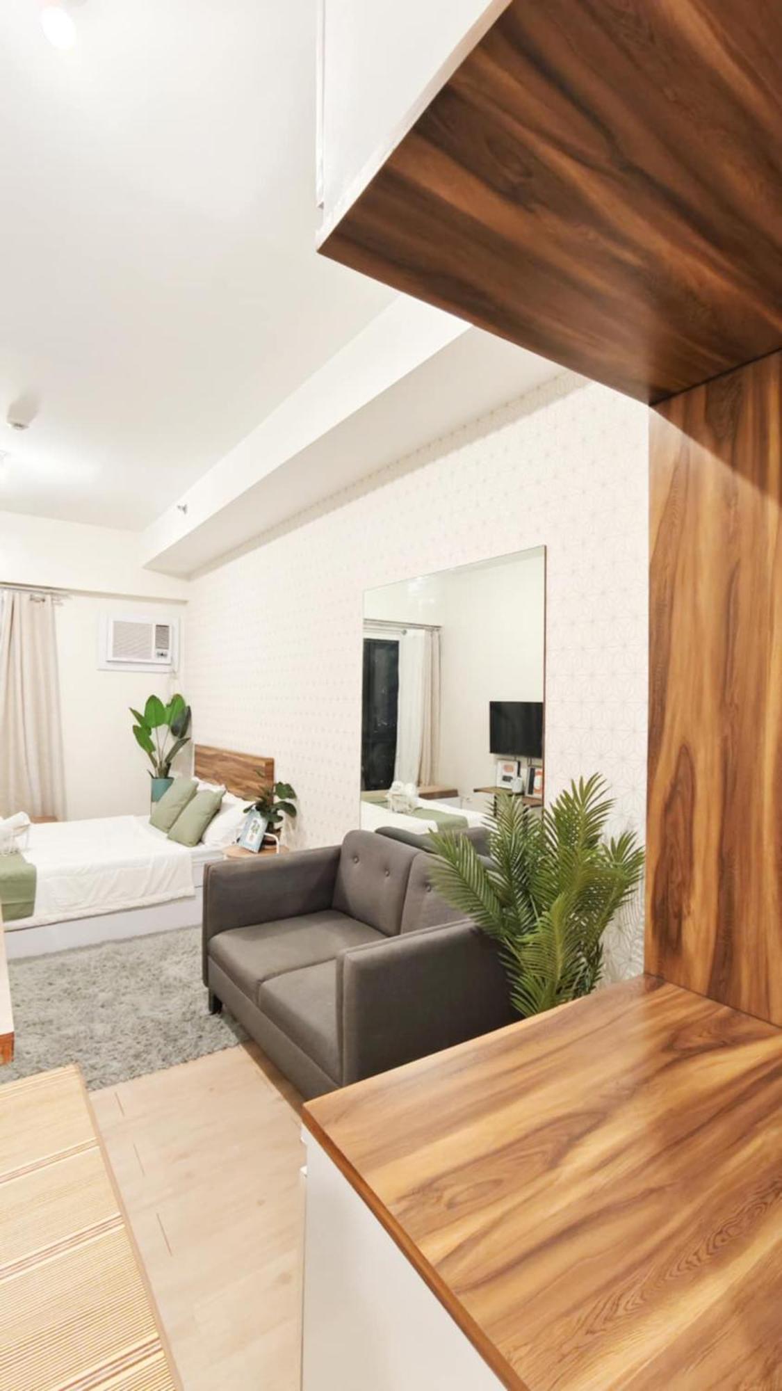 Deluxe One Bedroom By Christine Infront Of Trinoma Mall *