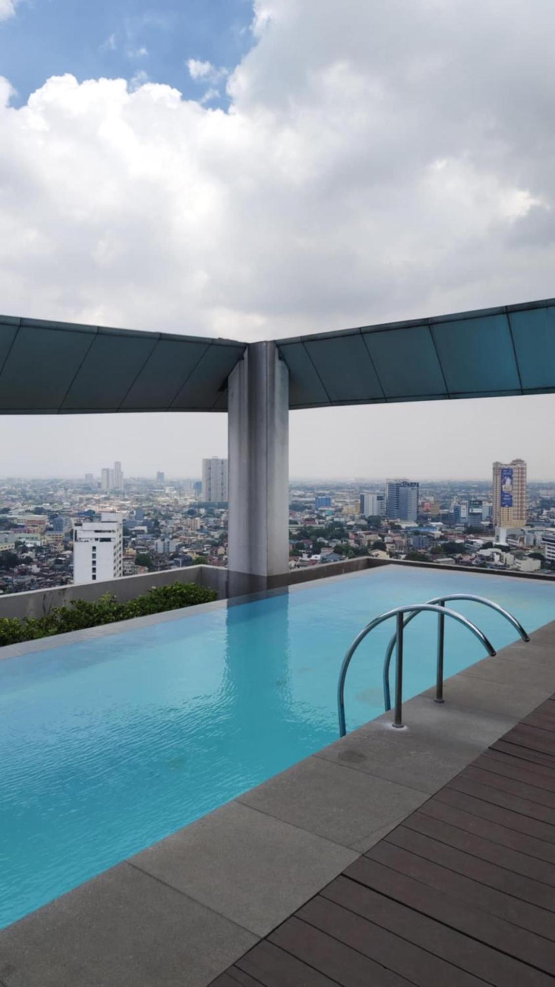 Aparthotel Deluxe One Bedroom By Christine Infront Of Trinoma Mall
