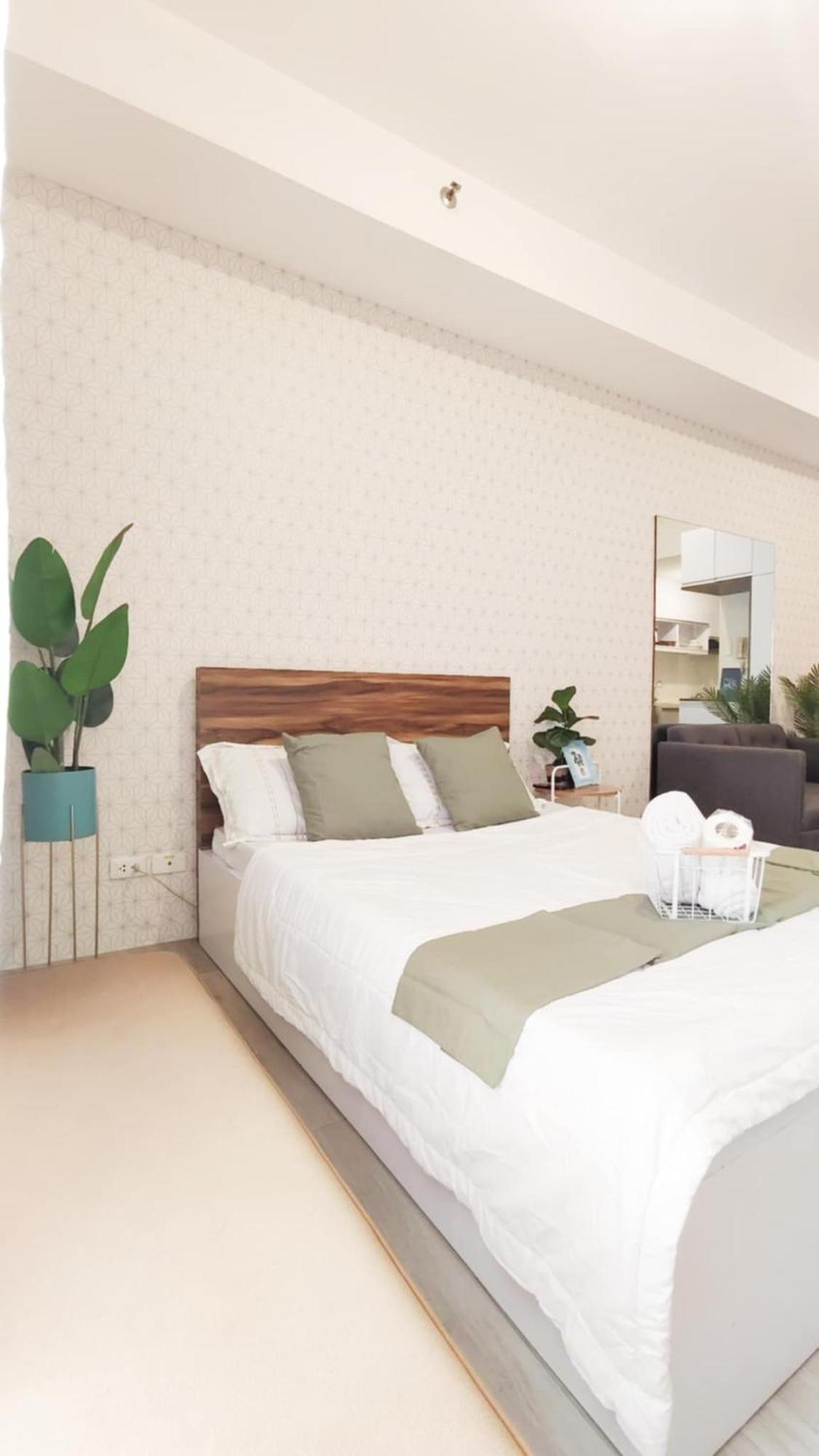 Deluxe One Bedroom By Christine Infront Of Trinoma Mall Aparthotel *