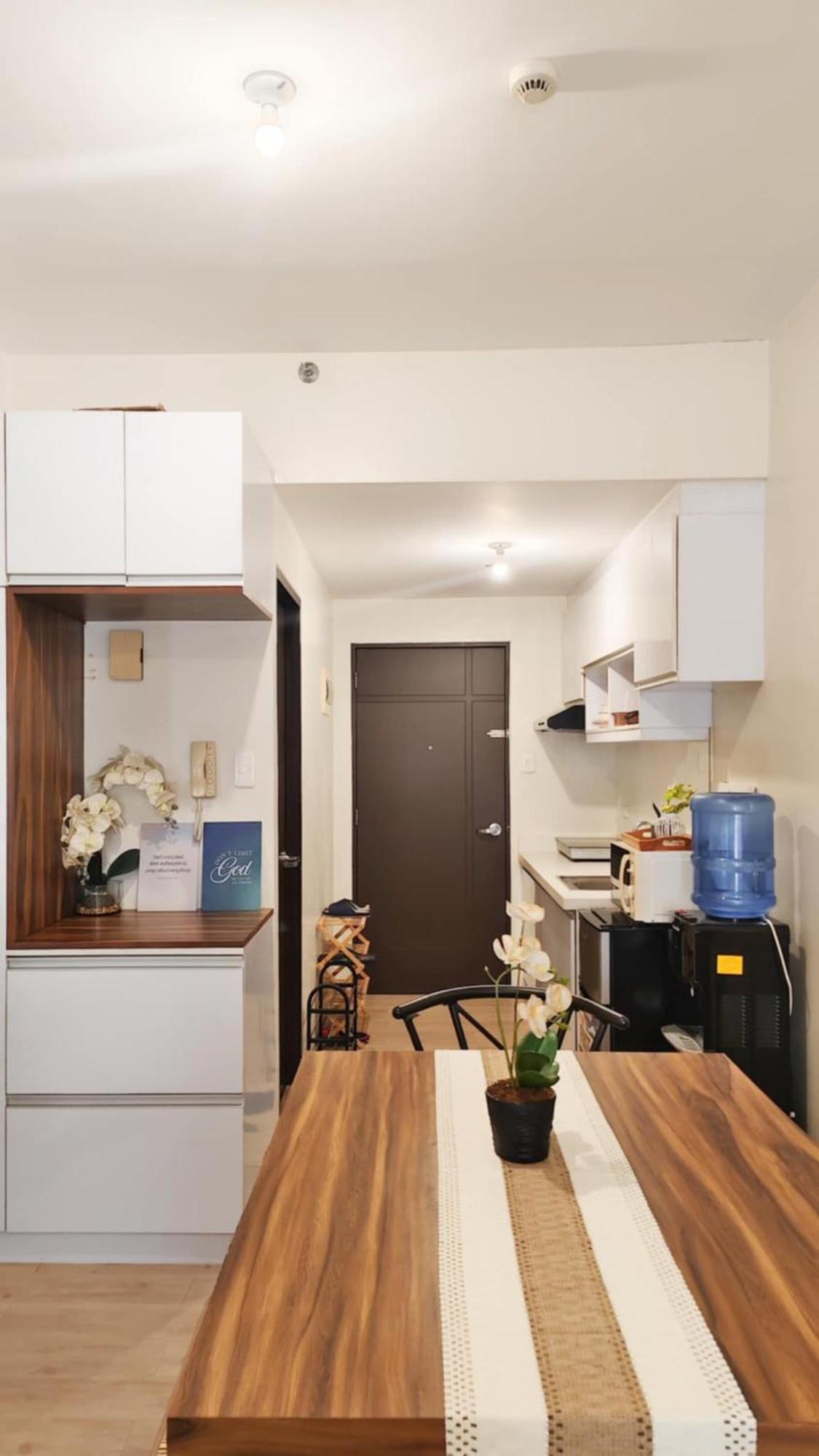 Deluxe One Bedroom By Christine Infront Of Trinoma Mall * Manila