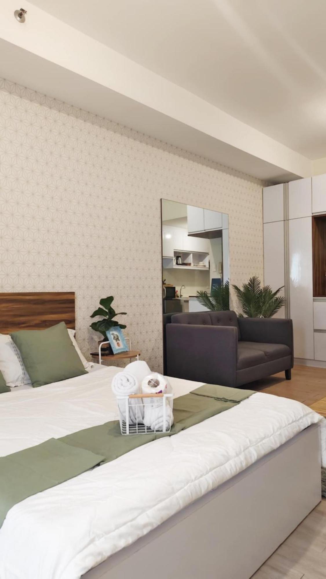 Aparthotel Deluxe One Bedroom By Christine Infront Of Trinoma Mall