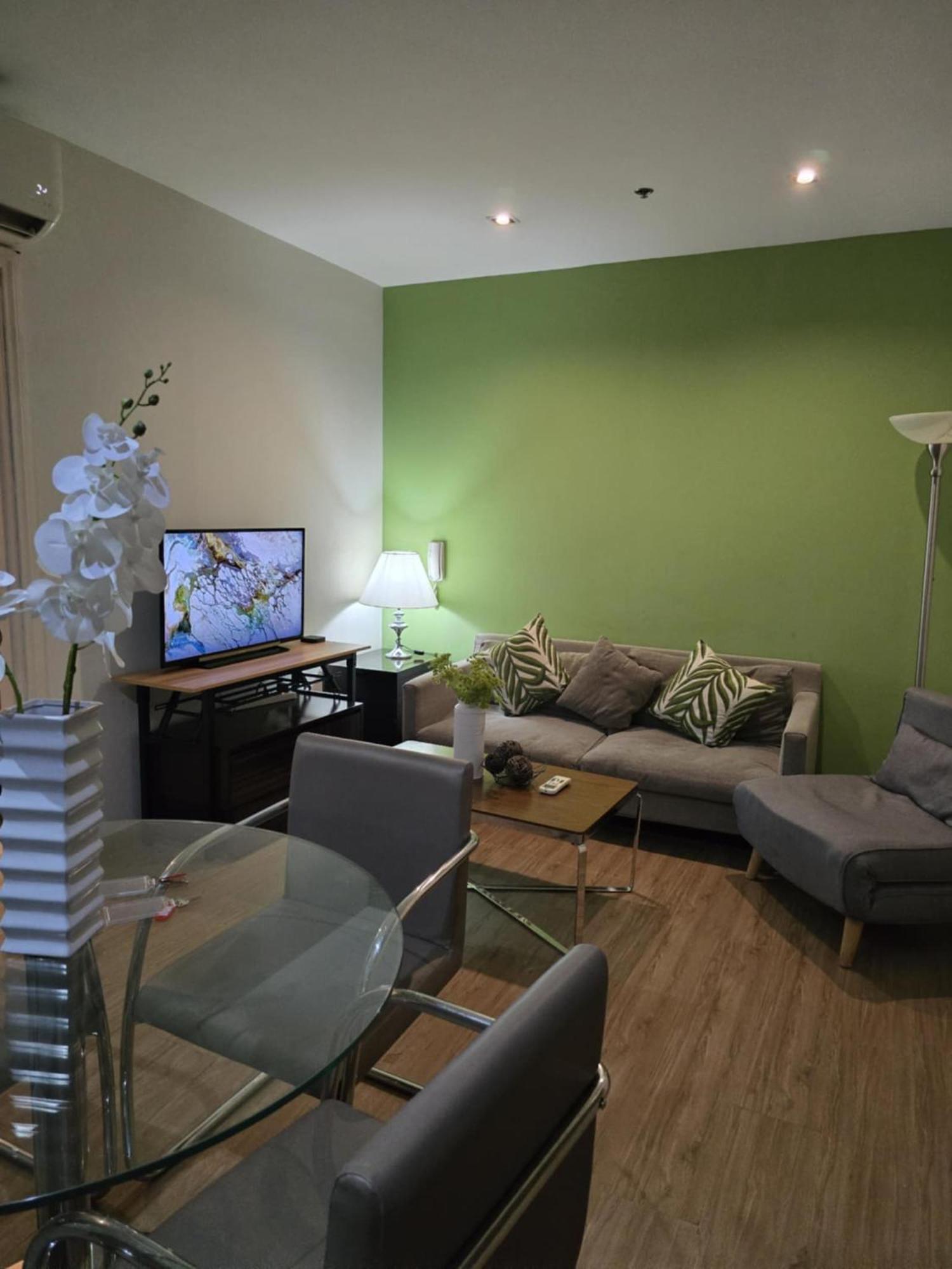 Apartment Homestead