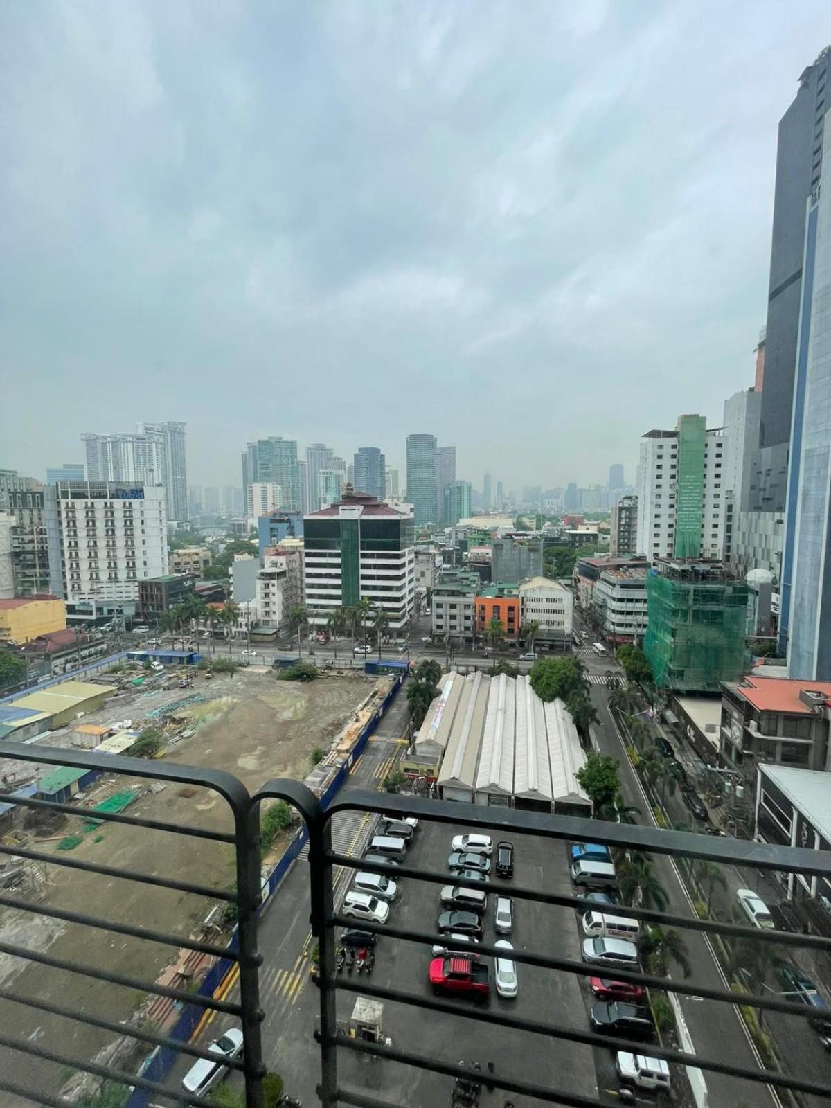 A Venue Residences Tower 12l