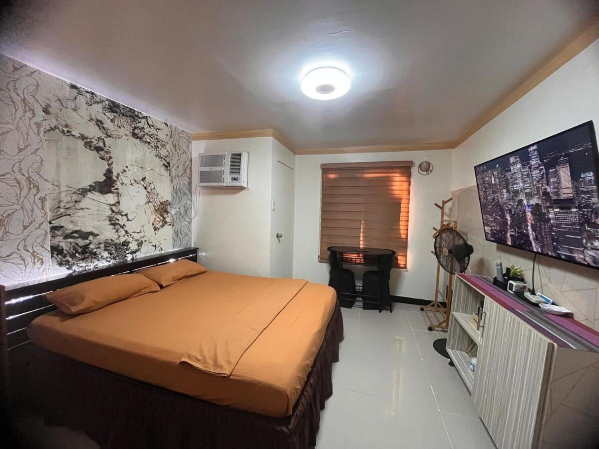 Apartment Campville 11, Bohemian Minimalist Manila