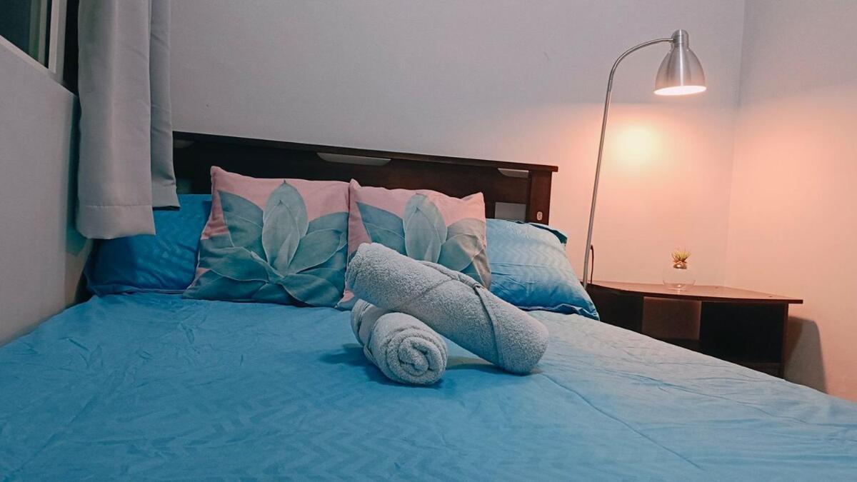 Apartment 1br Condotel Ridgewood Towers Near Airport #rw01-1 Manila