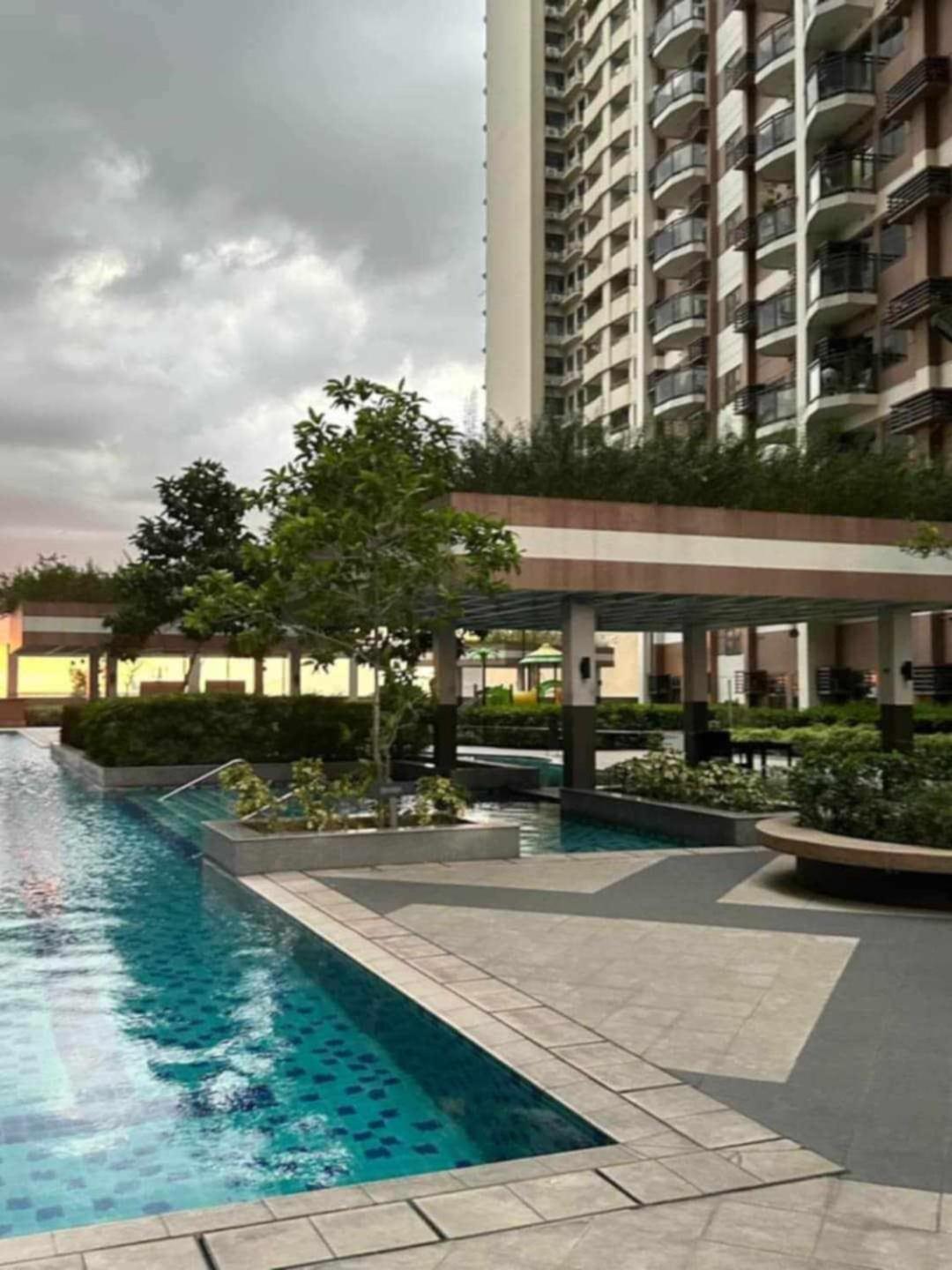 Radiance Bay Luxe Lounge Apartment Manila