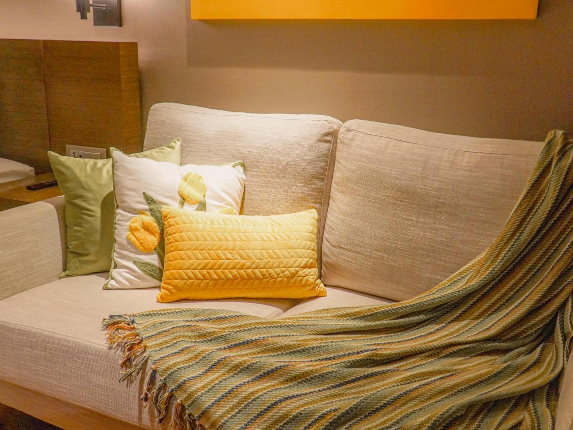 The Residences At Novotel Acqua Tower * Manila