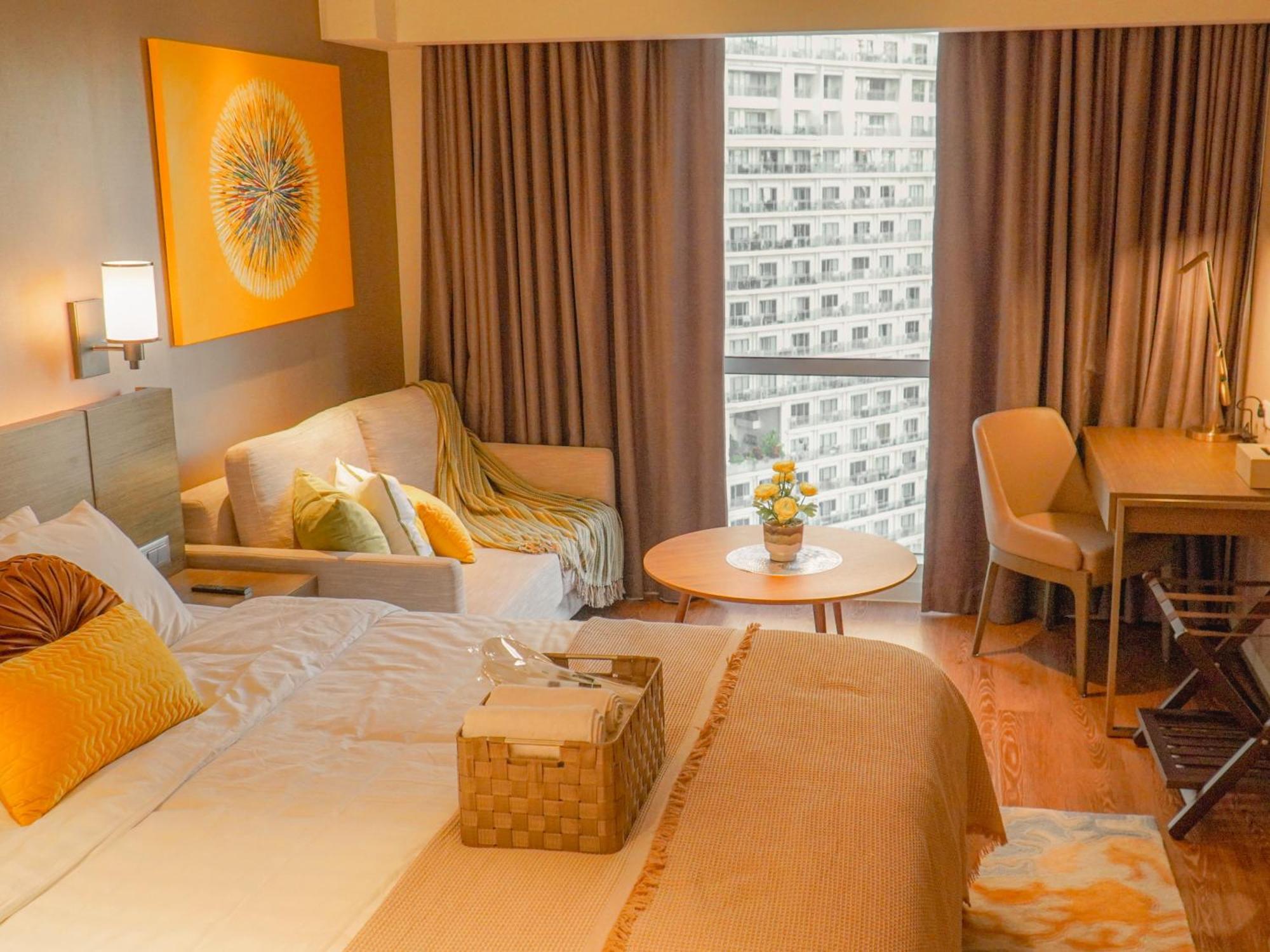 The Residences At Novotel Acqua Tower Aparthotel
