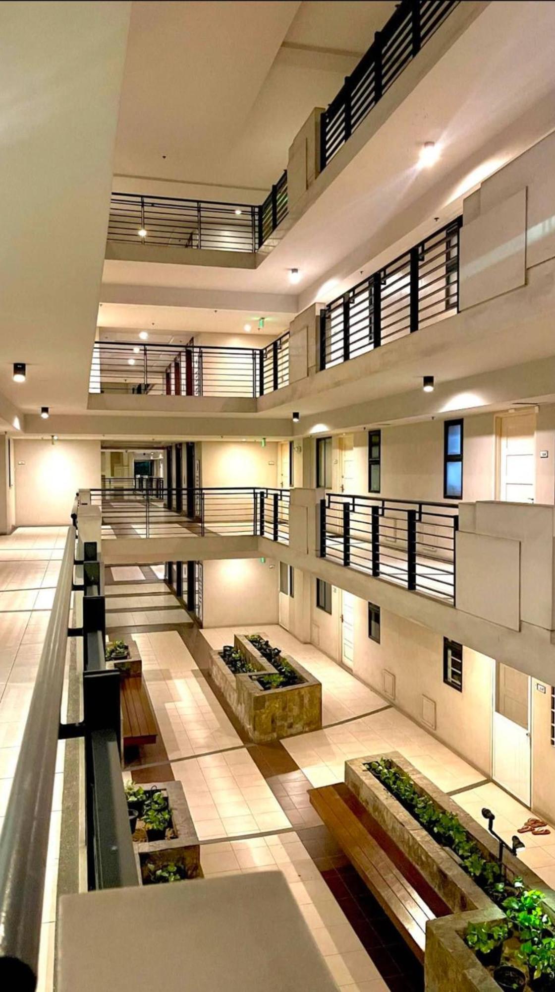 Flair Towers Near Mrt Bonifacio And Shaw Within Greenfields Holiday home Manila