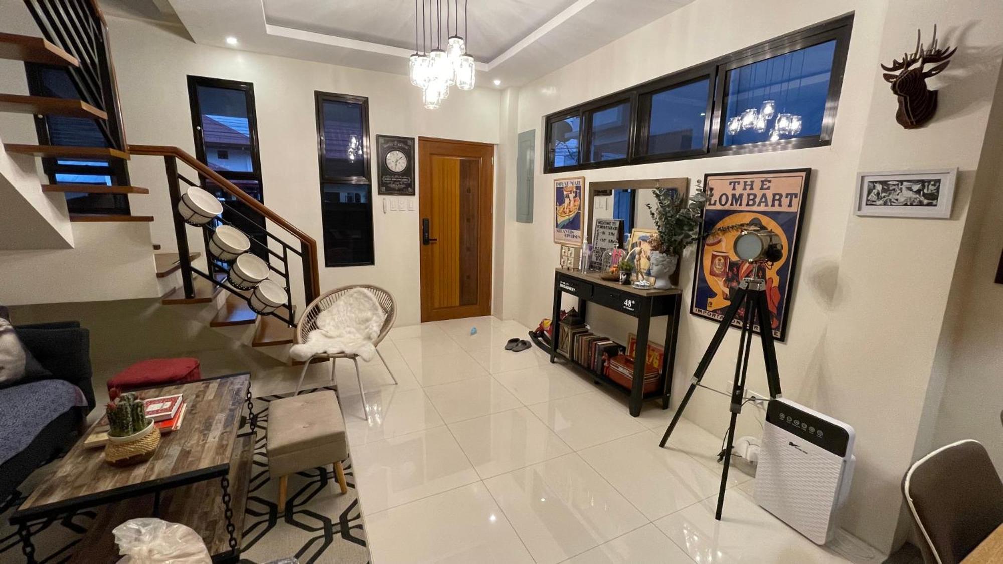 Casa de férias Modern Eclectic Townhouse In Diliman Quezon *