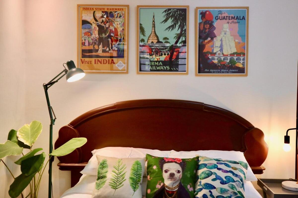Modern Eclectic Townhouse In Diliman Quezon Casa de férias Manila