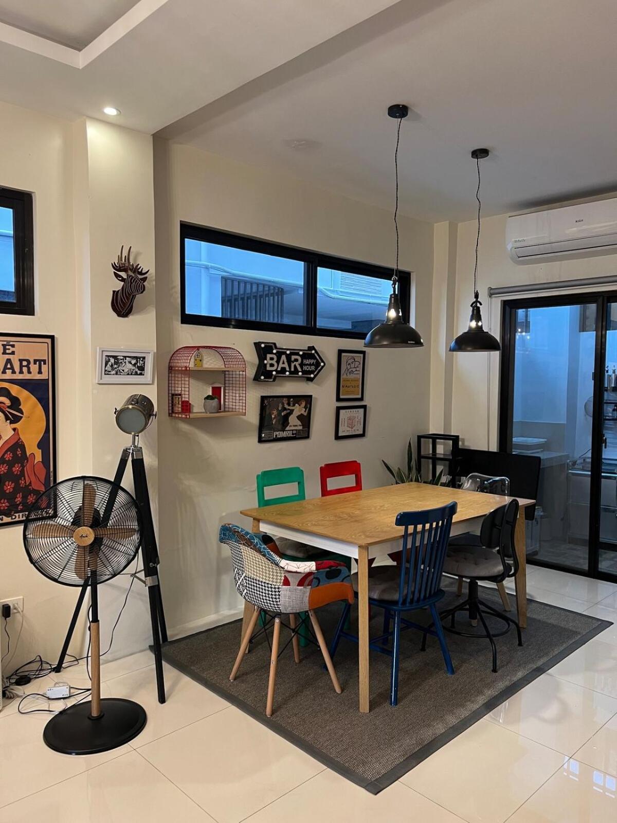 Modern Eclectic Townhouse In Diliman Quezon * Manila