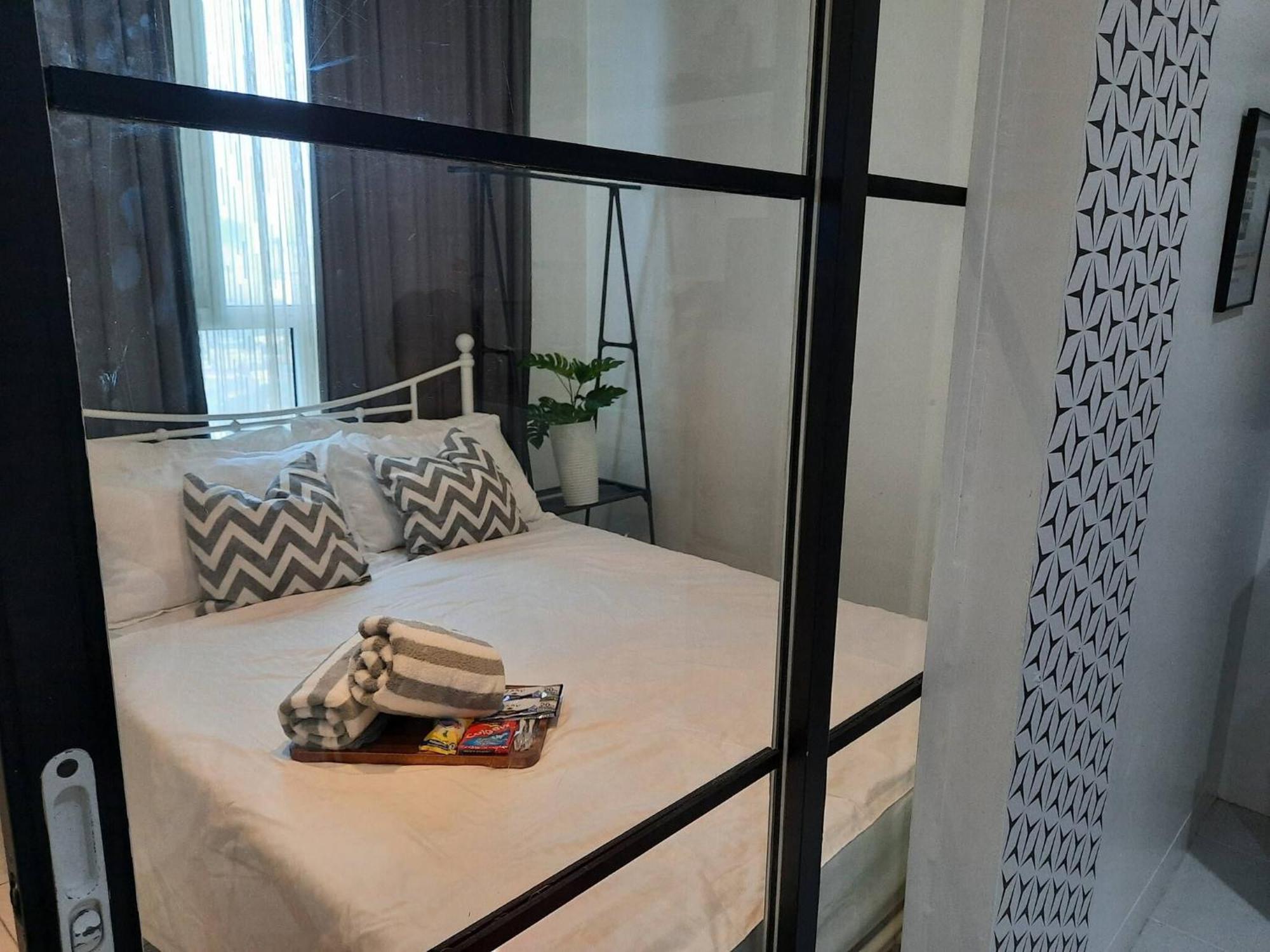 Holiday home Staycation In Style With Fast Wifi Netflix *