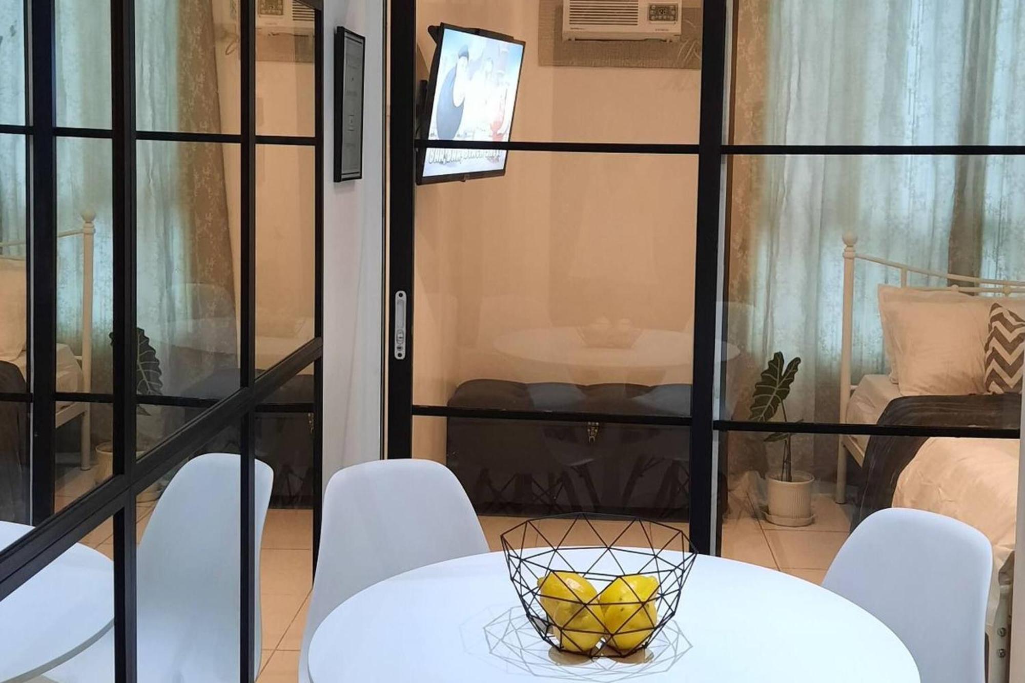 Staycation In Style With Fast Wifi Netflix Holiday home