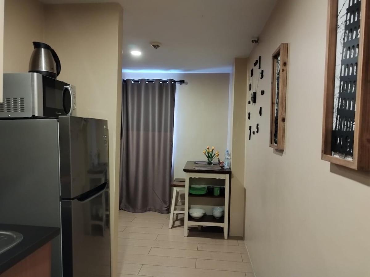 Deluxe Near Naia Terminal 3 Apartment