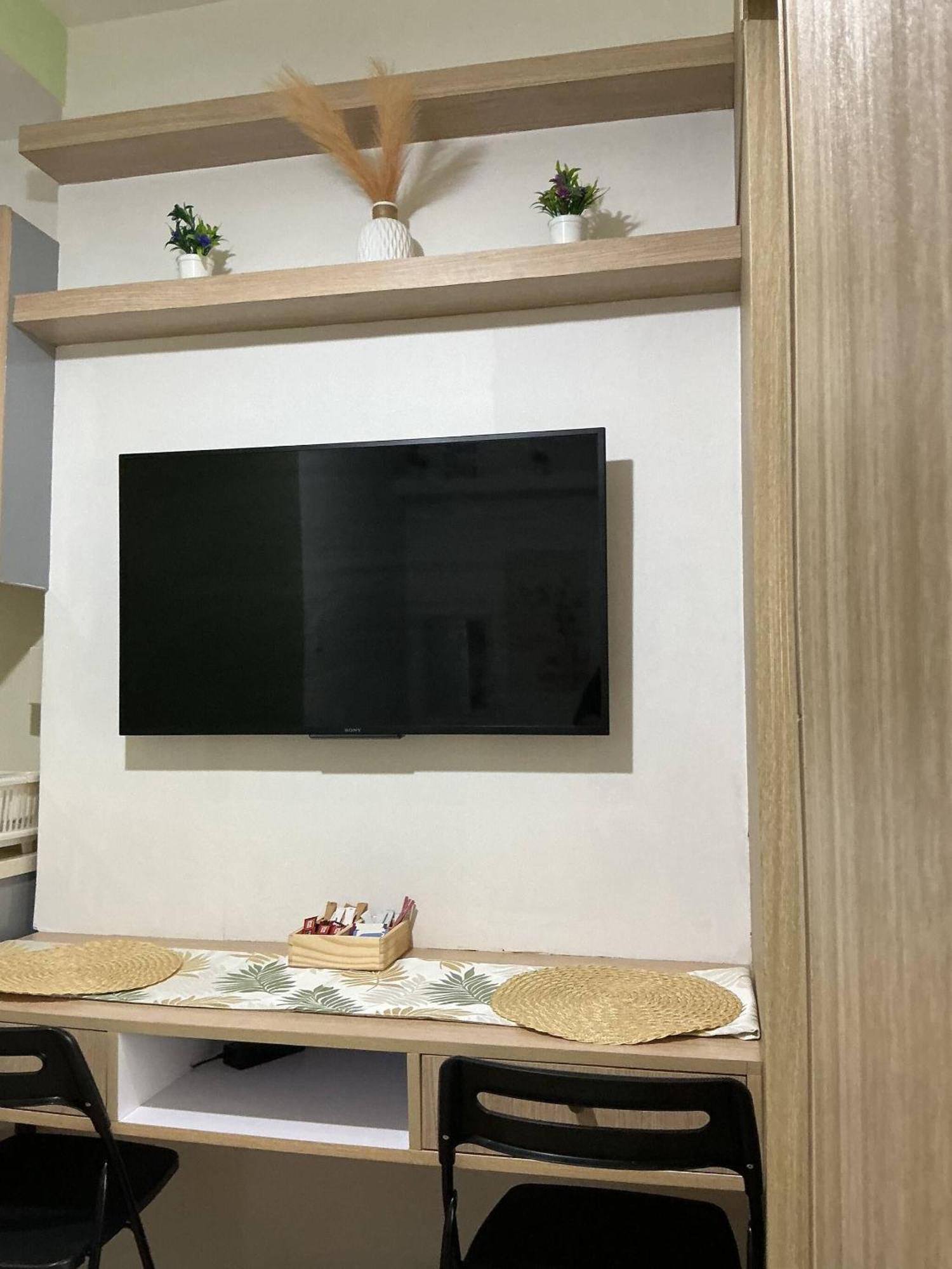 Cade, Grace Residences Tower 4 5th Flr Holiday home *