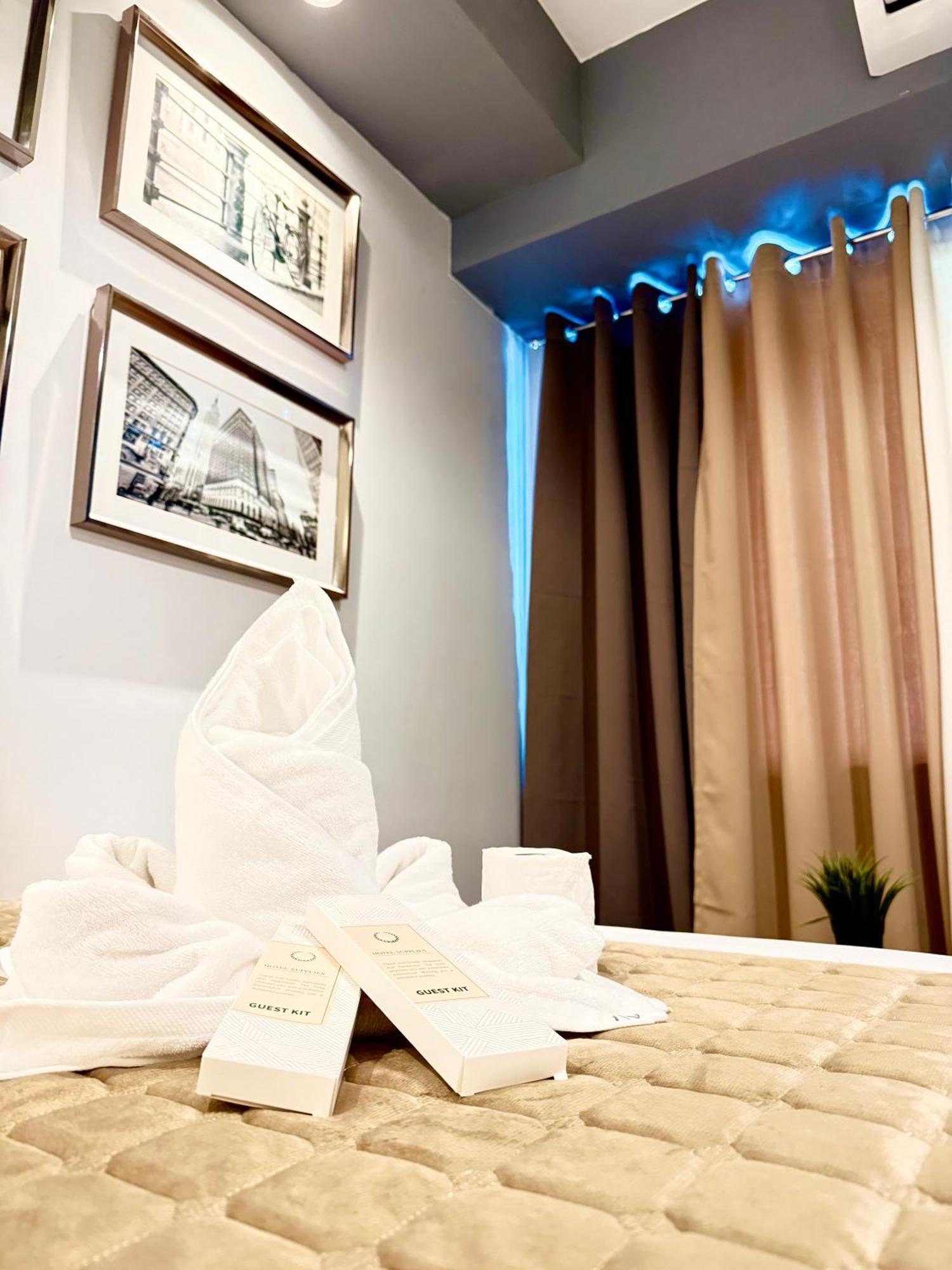 Aiza's Place In Shell Residences Moa Apartment *